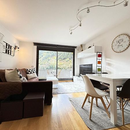 Life And Apartment A Pie De Pistas, Ел Тартер Екстериор снимка